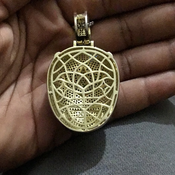 Power ranger pendant 3D blue stones iced out - Picture 3 of 12